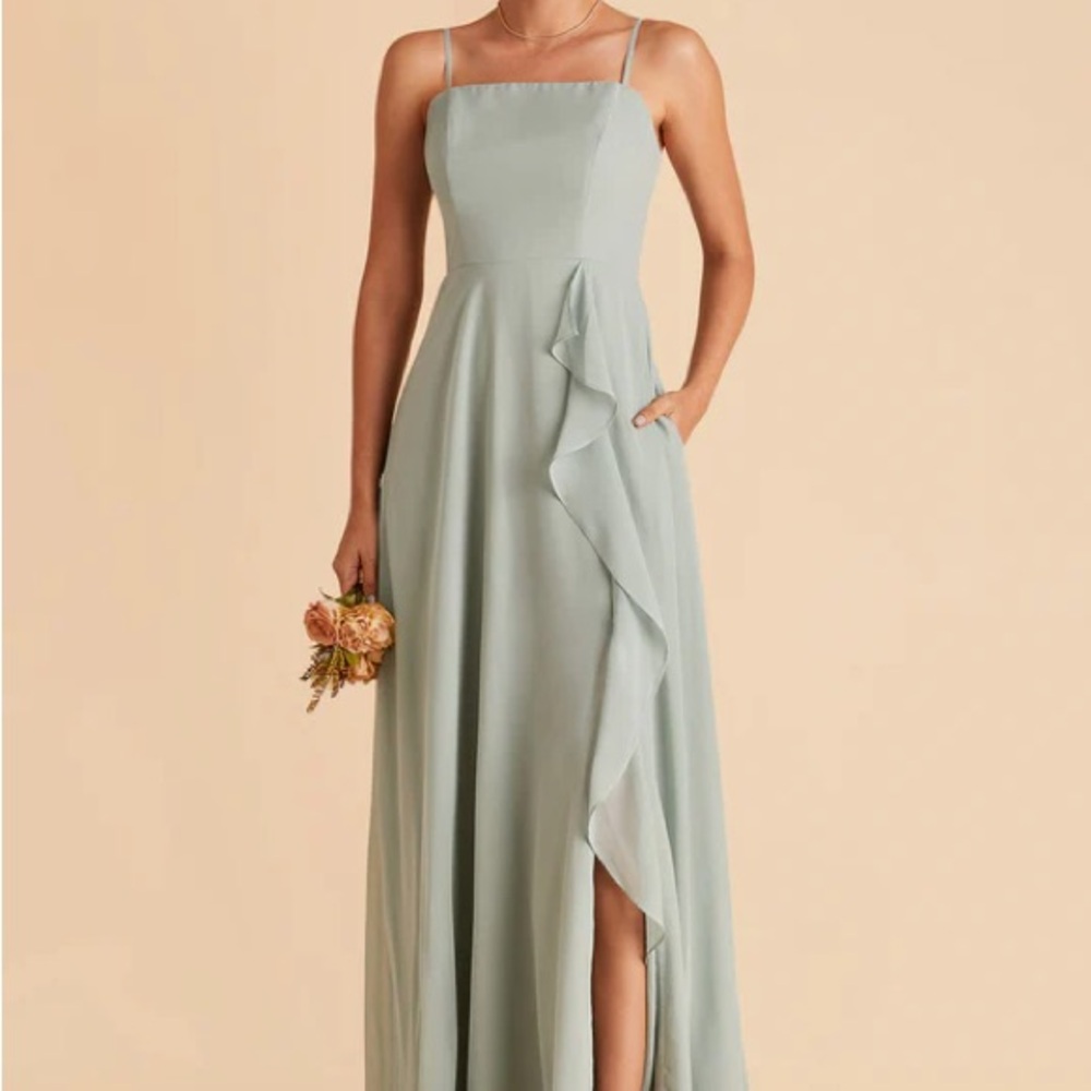 Elegant Sage Green Women's Dress